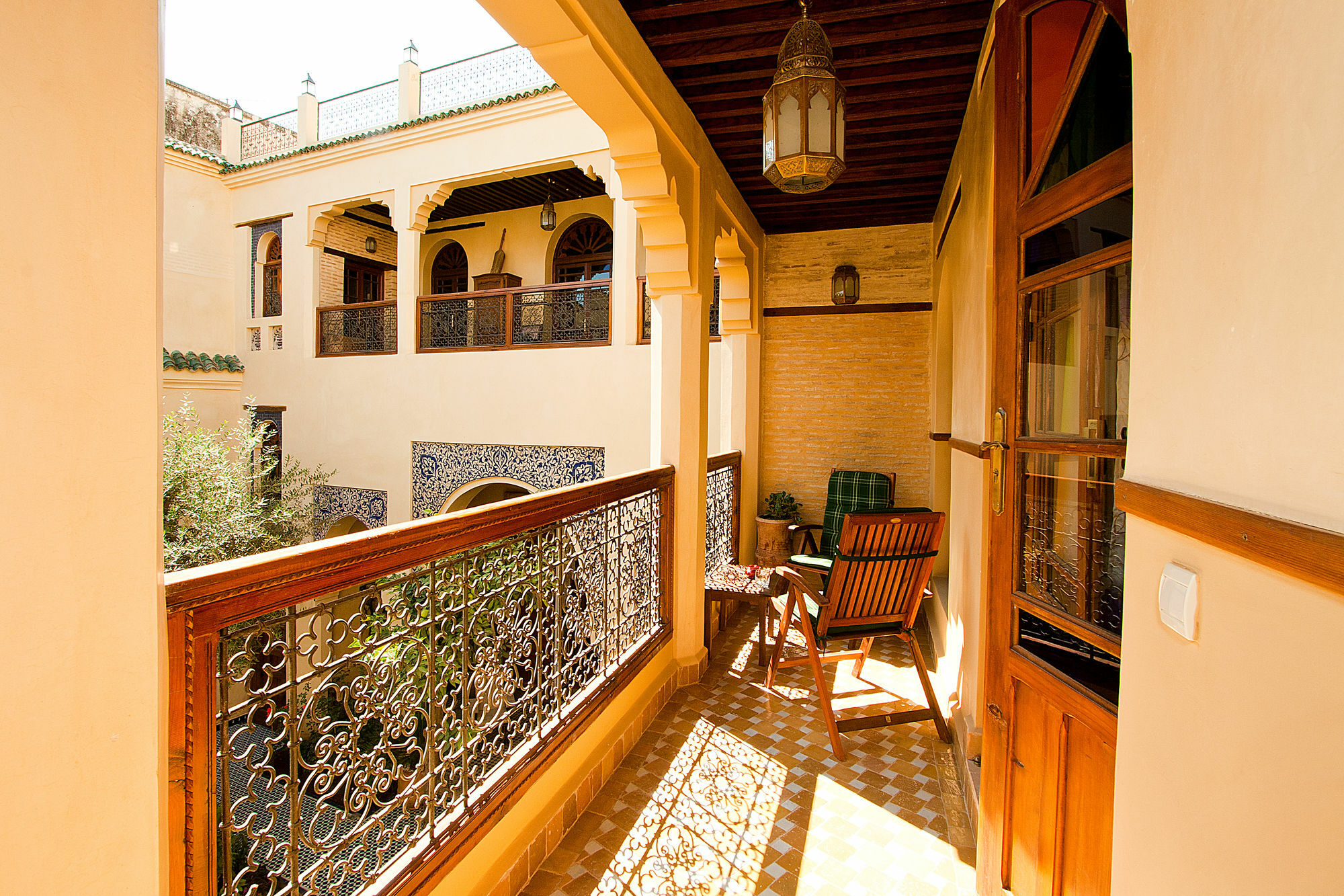 Ryad Salama Fes Luaran gambar